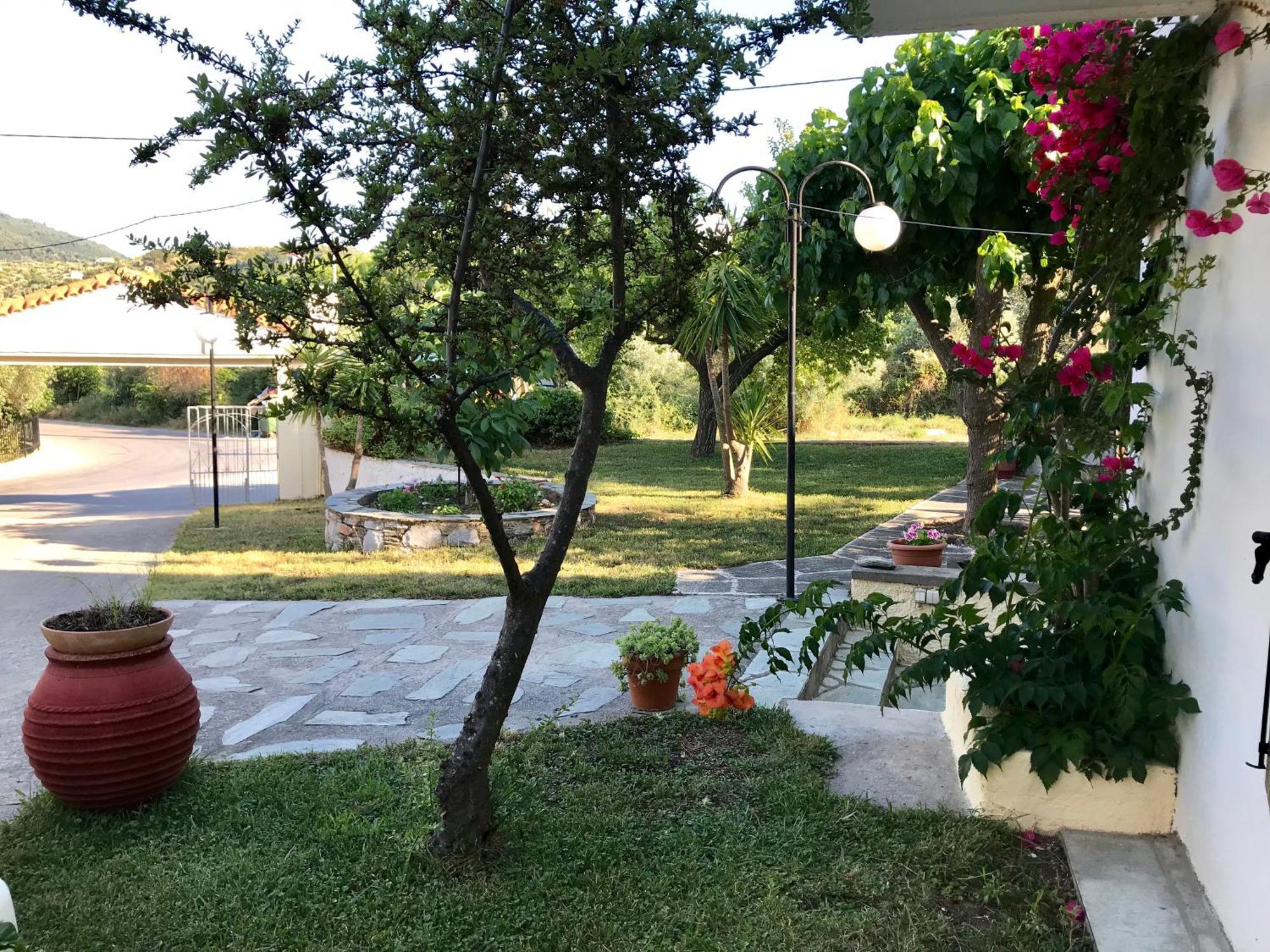 Pansion Episkopi Studios Skópelos Eksteriør bilde