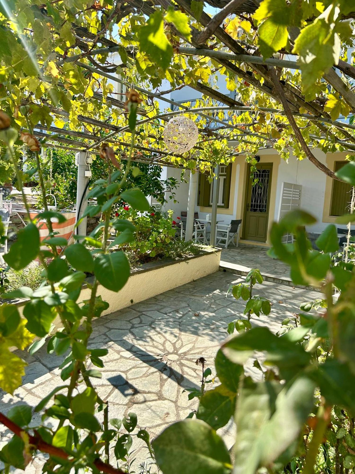 Pansion Episkopi Studios Skópelos Eksteriør bilde
