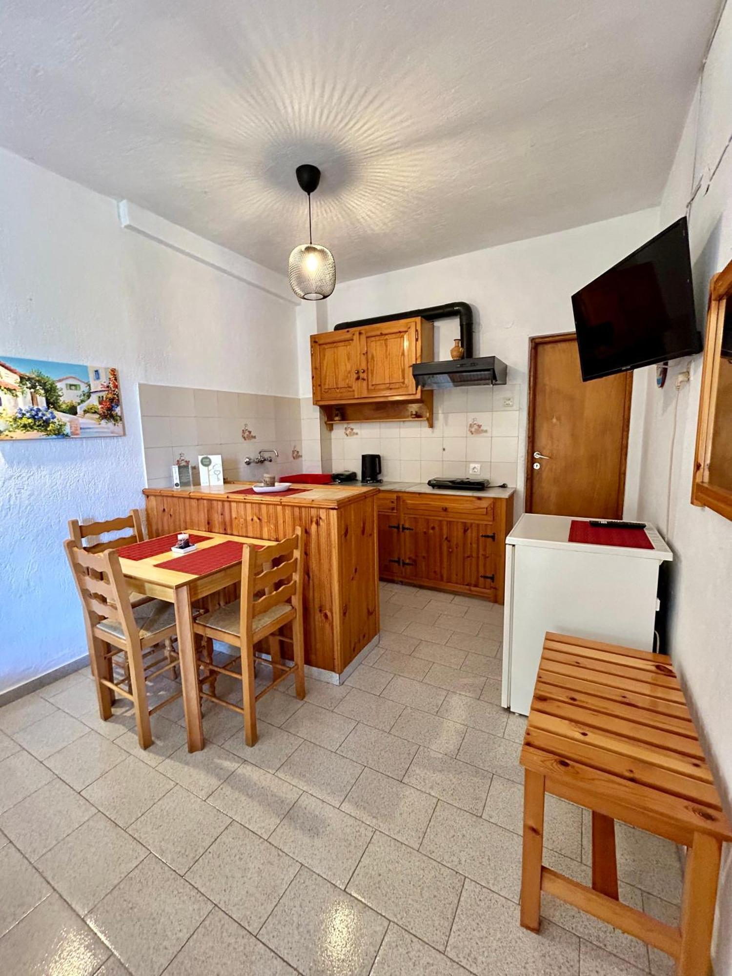 Pansion Episkopi Studios Skópelos Eksteriør bilde